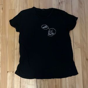 Brandy Melville skull pizza T
